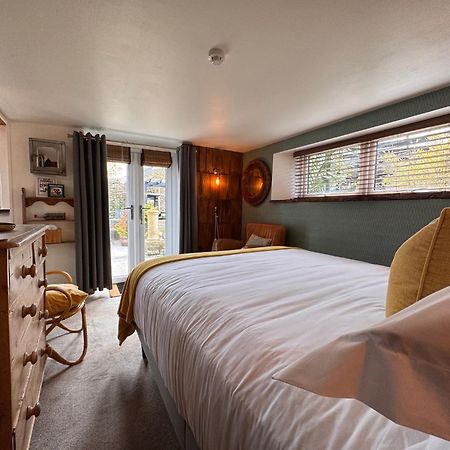 לינה וארוחת בוקר סלקומב Brightham House - Exclusively For Adults מראה חיצוני תמונה
