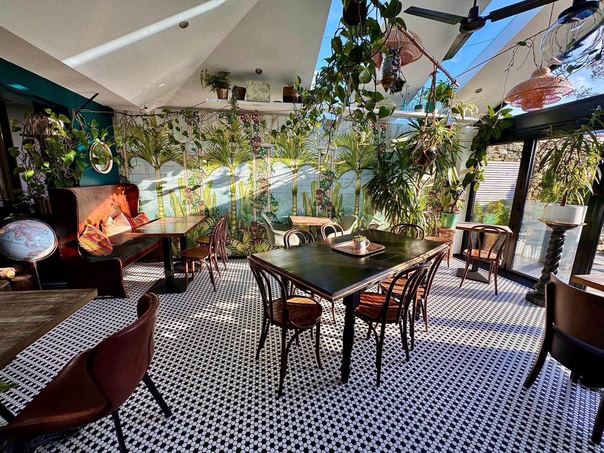 לינה וארוחת בוקר סלקומב Brightham House - Exclusively For Adults מראה חיצוני תמונה