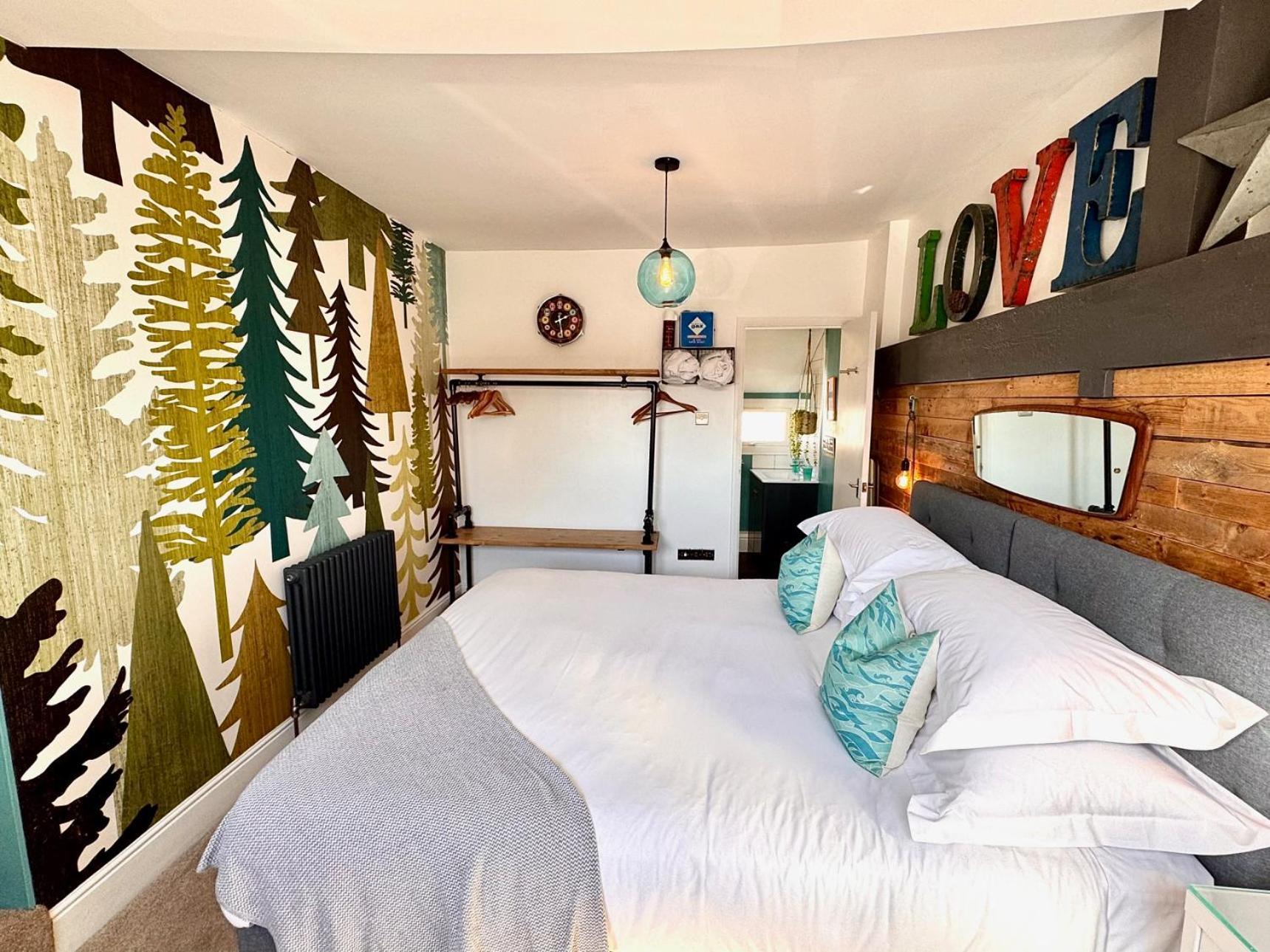 לינה וארוחת בוקר סלקומב Brightham House - Exclusively For Adults מראה חיצוני תמונה